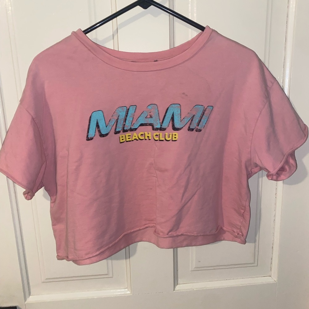 forever 21. size medium. light pink.
